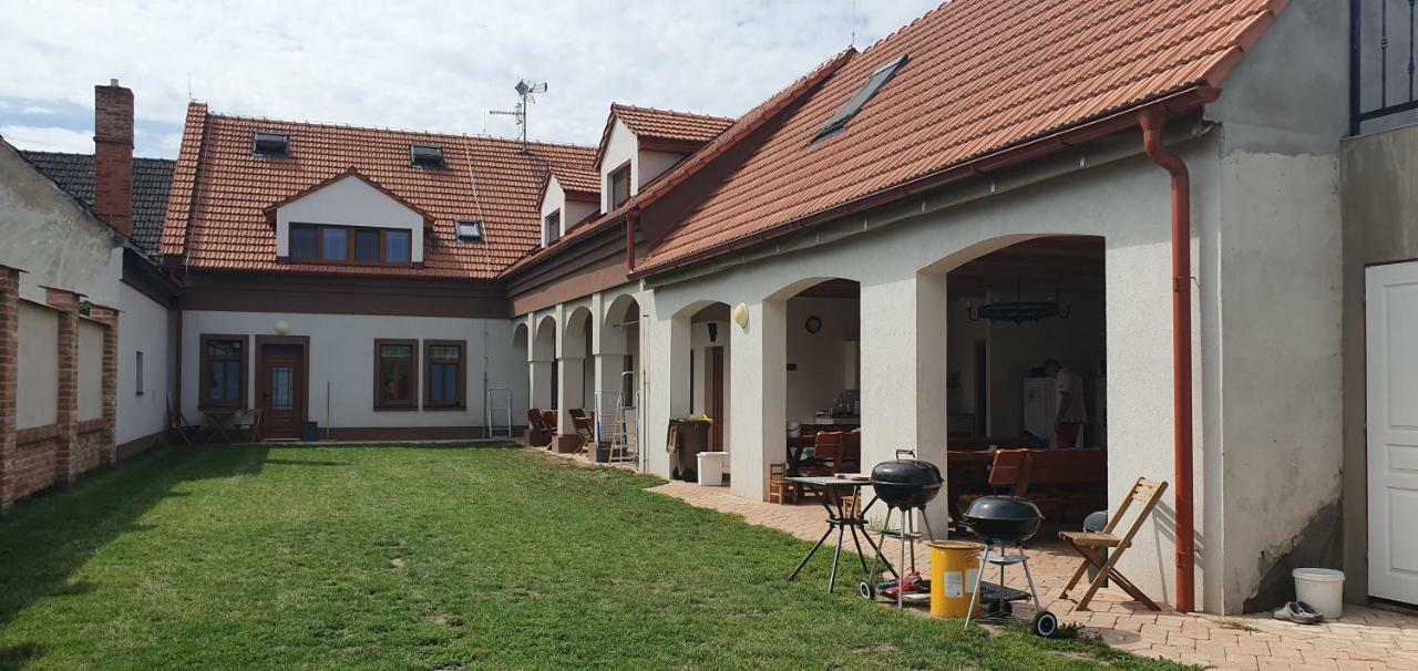 Penzion Dolní Dunajovice 外观 照片